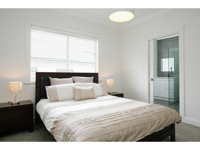 30 Hobart Street, Bulli NSW 2516