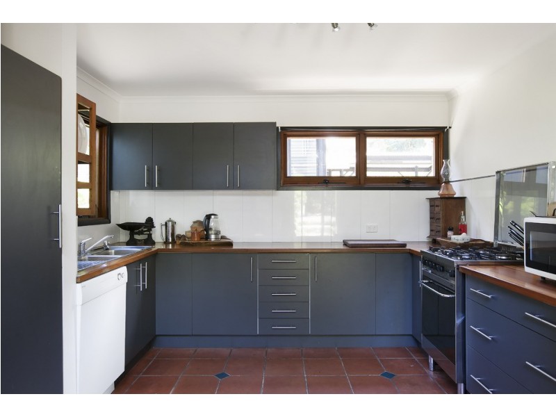 57 Buttenshaw Drive, Coledale NSW 2515