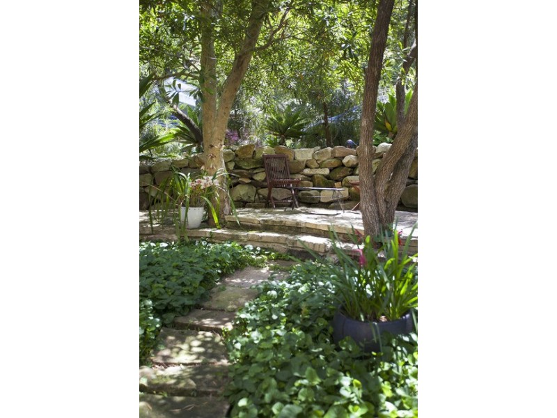 57 Buttenshaw Drive, Coledale NSW 2515