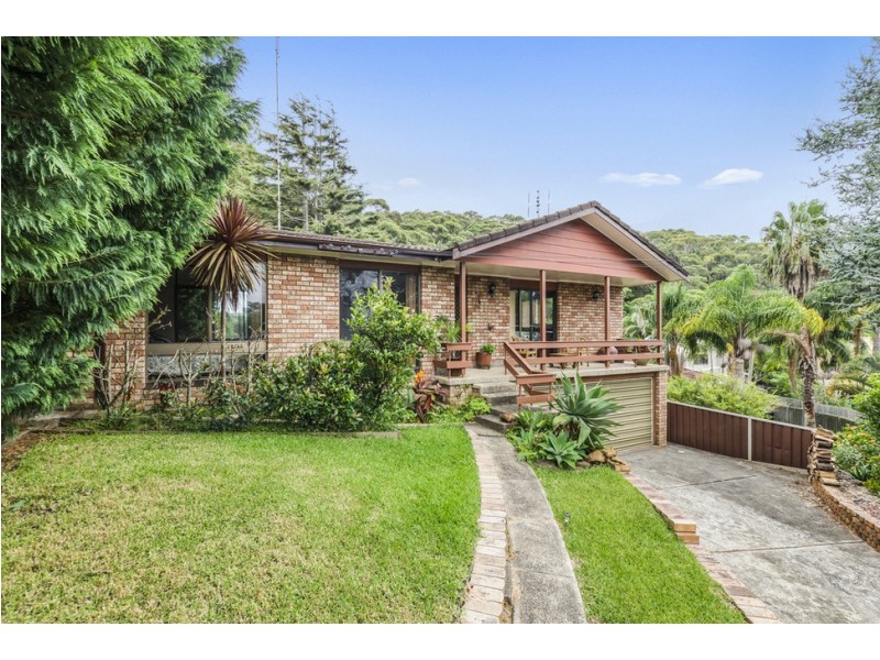 18 Squires Crescent, Coledale NSW 2515