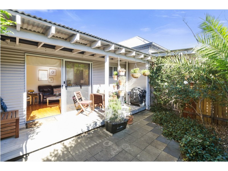 4/246 Lawrence Hargrave Drive, Thirroul NSW 2515