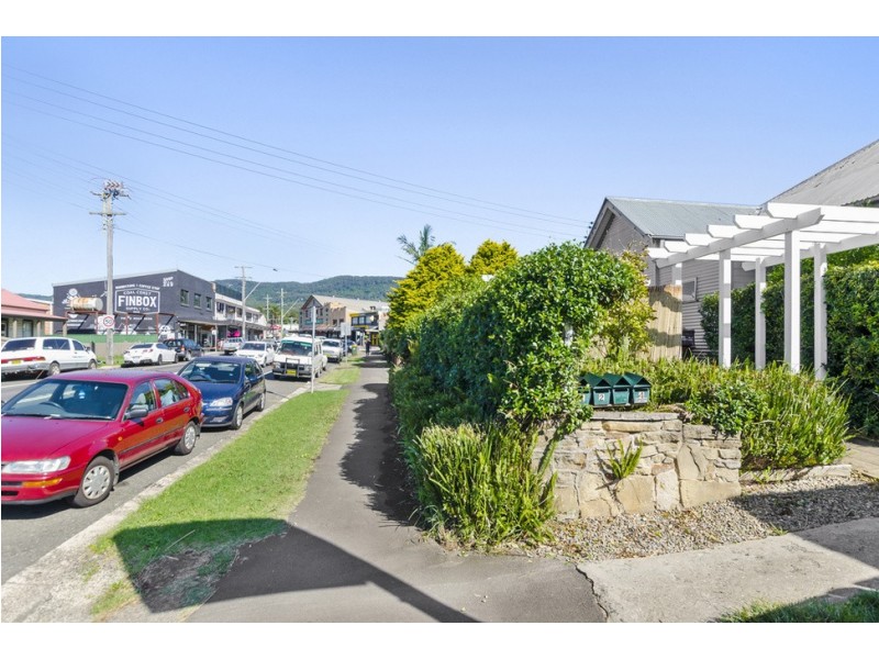4/246 Lawrence Hargrave Drive, Thirroul NSW 2515