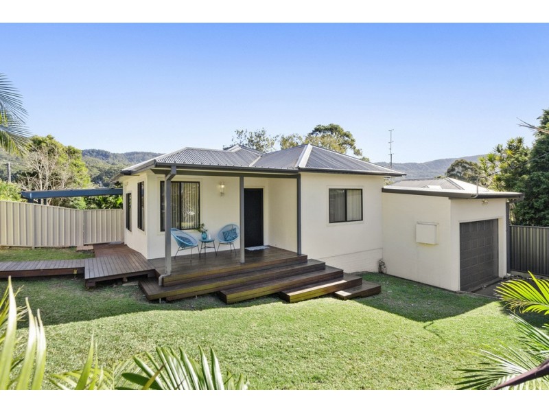 54 Bassett Street, Fairy Meadow NSW 2519