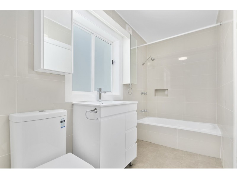 1/6 Jones Lane, Thirroul NSW 2515