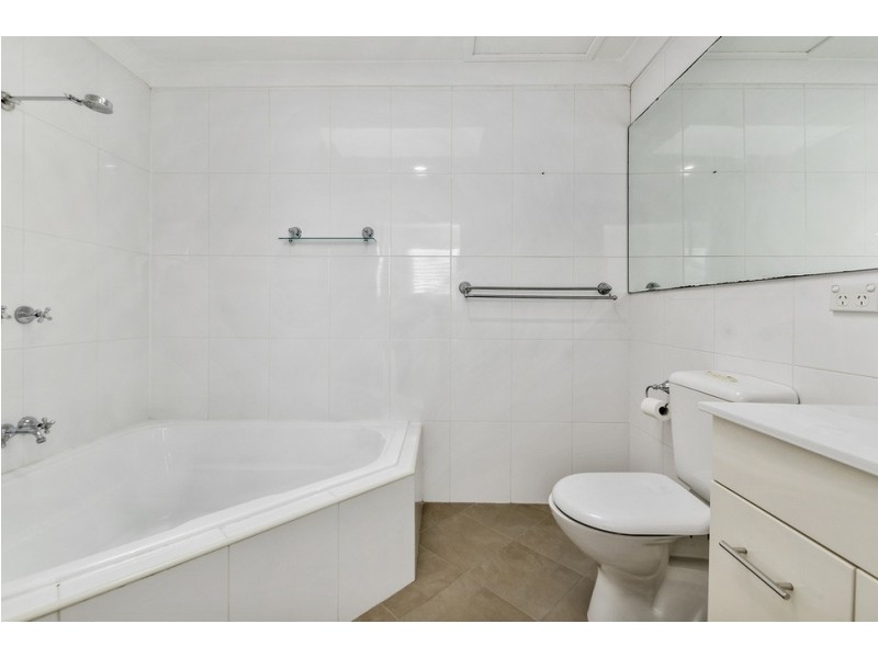 2/5 Newbold Close, Thirroul NSW 2515