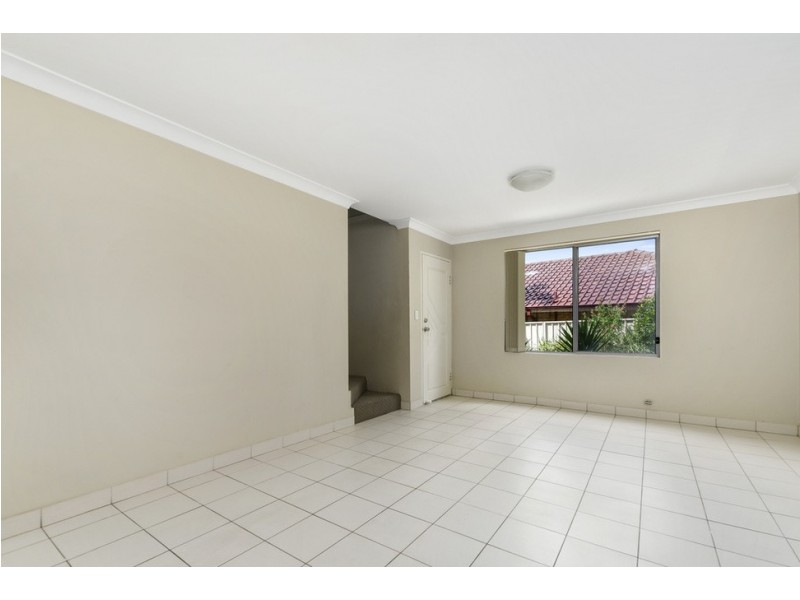2/72 Duke Street, Woonona NSW 2517