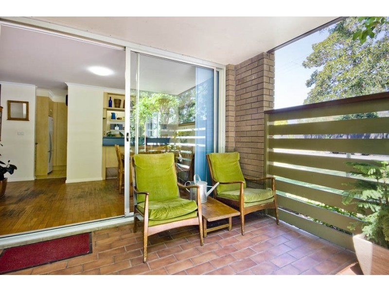 1/17 Henley Road, Thirroul NSW 2515