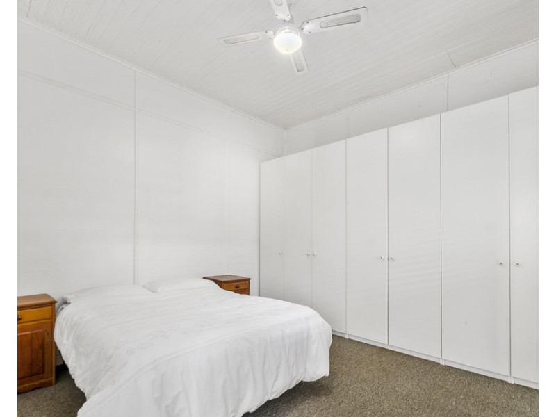 2/246 Lawrence Hargrave Drive, Thirroul NSW 2515
