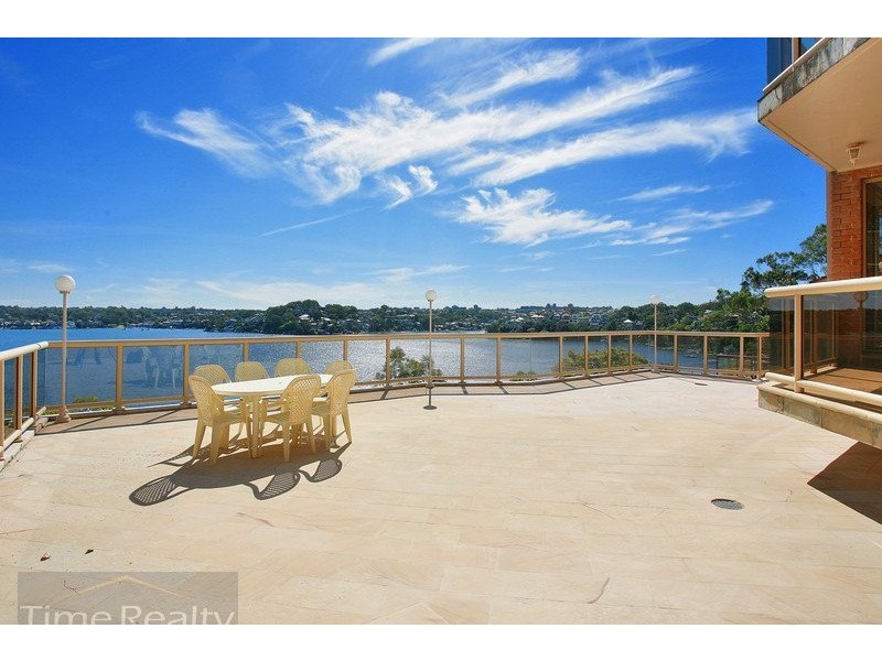 225 Stuart Street, Blakehurst NSW 2221