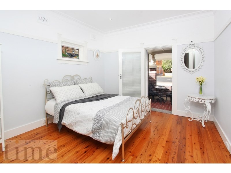 16 Anderson Road, Concord NSW 2137