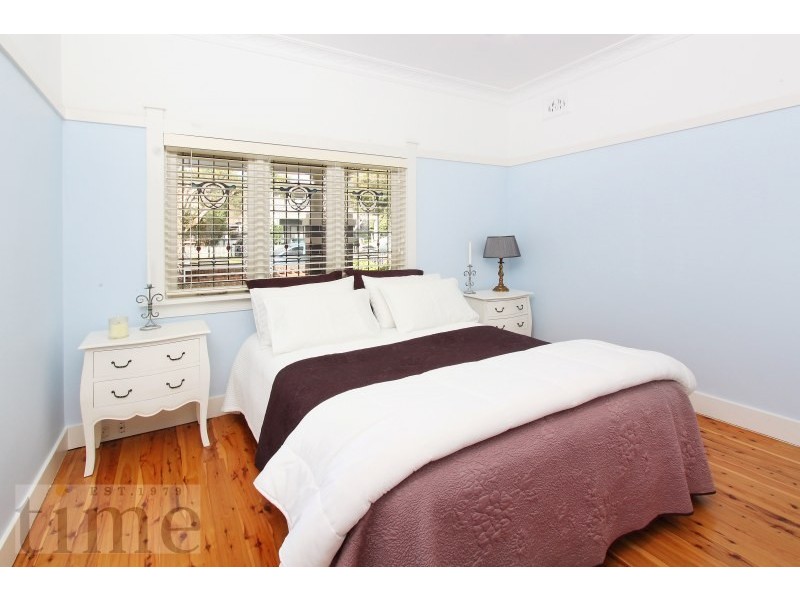 16 Anderson Road, Concord NSW 2137