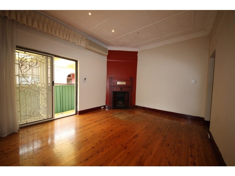 2 Hillcrest Street, Homebush NSW 2140