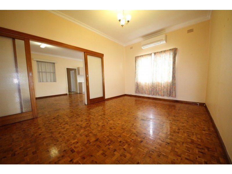 8 Queens Road, Five Dock NSW 2046