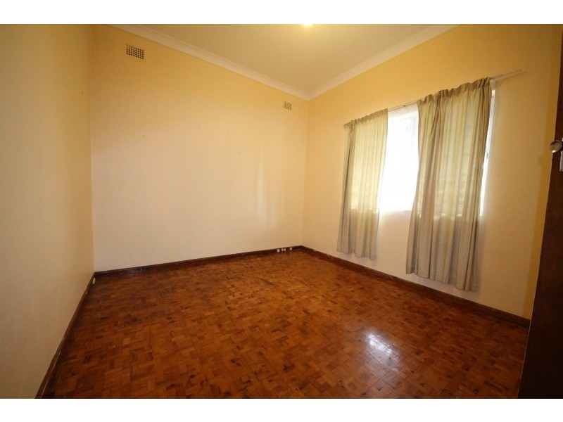 8 Queens Road, Five Dock NSW 2046