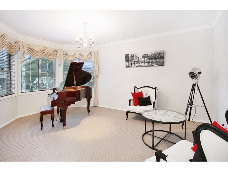 9 Fairwater Drive, Breakfast Point NSW 2137