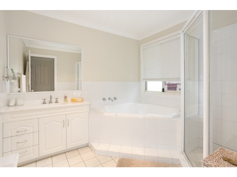 9 Fairwater Drive, Breakfast Point NSW 2137