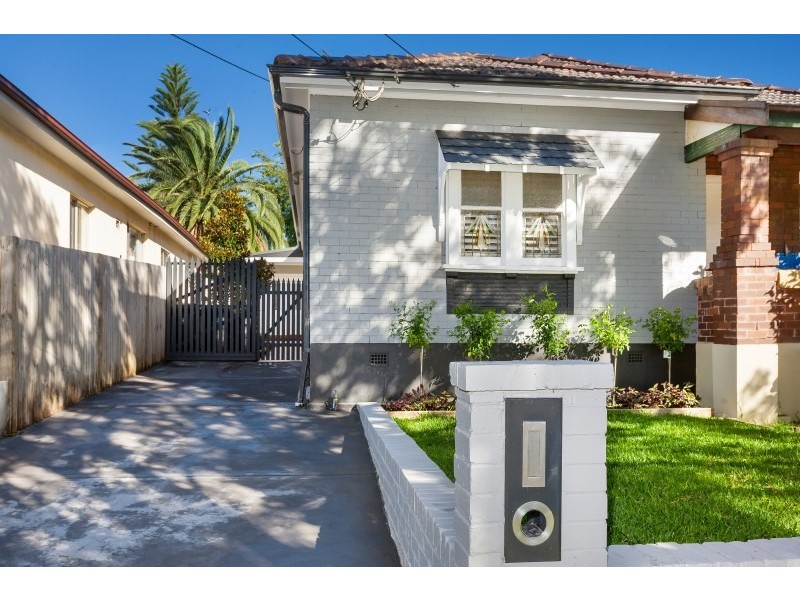 62 Wellbank Street, Concord NSW 2137