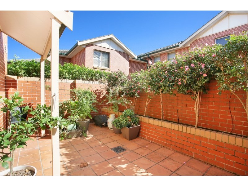 11/2 Barnstaple Lane, Five Dock NSW 2046