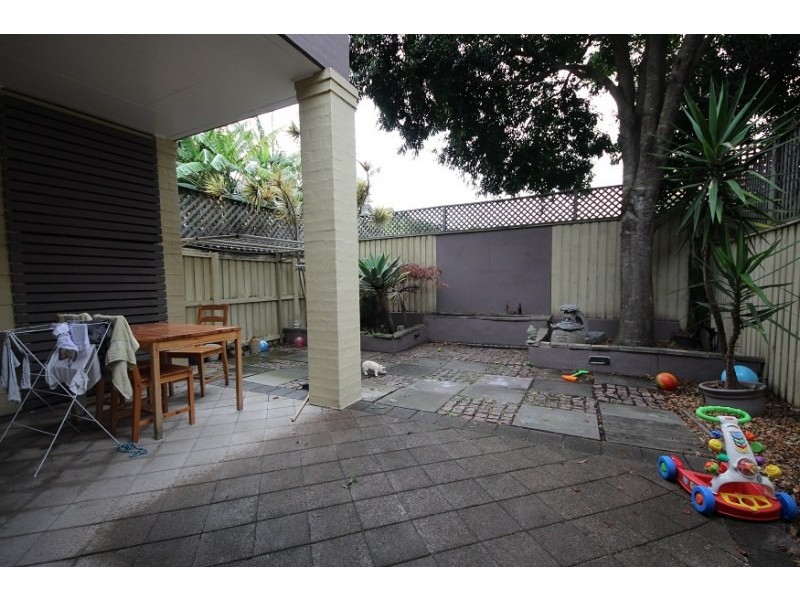 11 Hycraft Walk, Five Dock NSW 2046