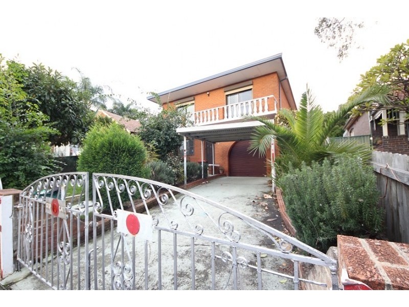 4 Smallwood Avenue, Homebush NSW 2140