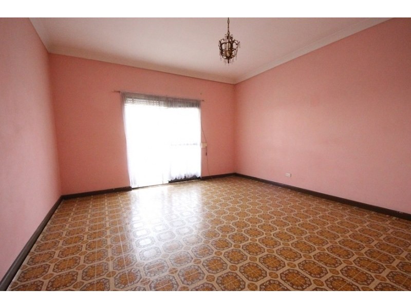 4 Smallwood Avenue, Homebush NSW 2140