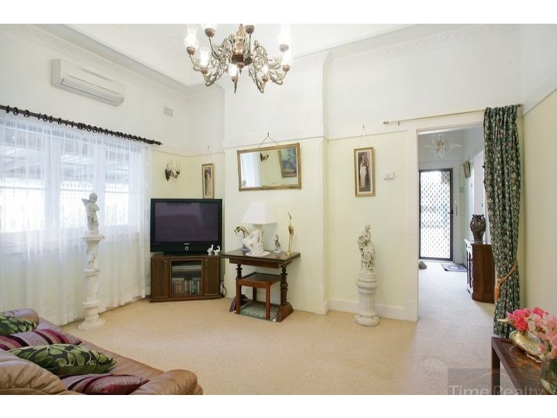 18 Zoeller Street, Concord NSW 2137