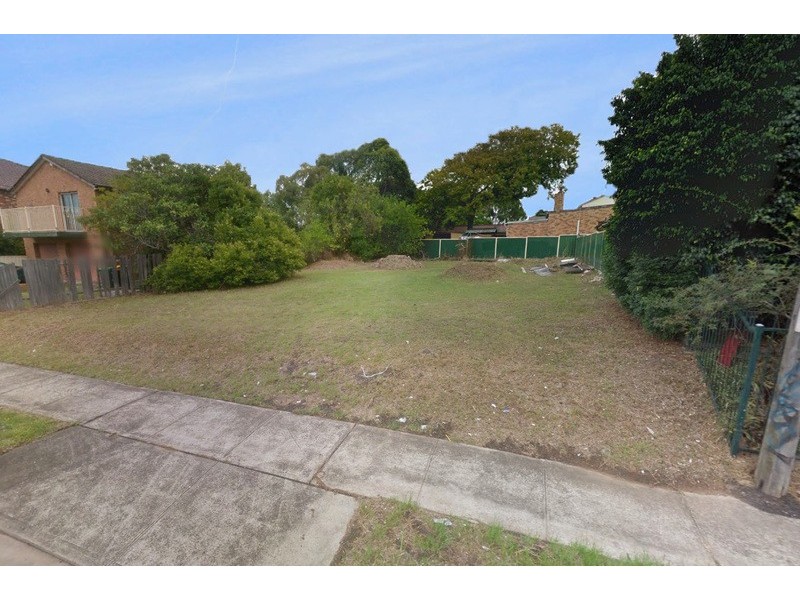 272 Roberts Road, Greenacre NSW 2190