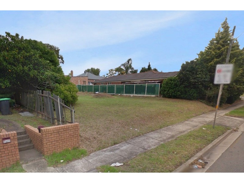 272 Roberts Road, Greenacre NSW 2190