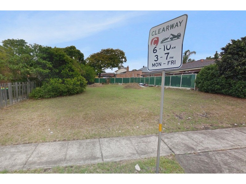 272 Roberts Road, Greenacre NSW 2190