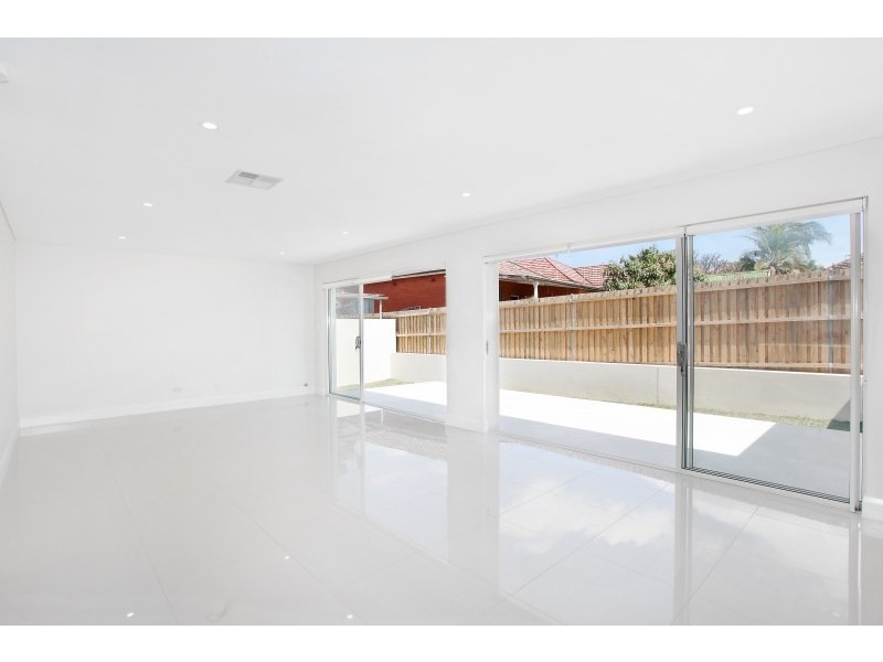 1/510A Lyons Rd West, Five Dock NSW 2046