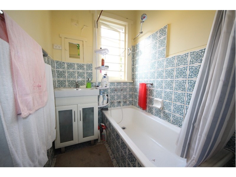 6 Acacia Street, Belmore NSW 2192