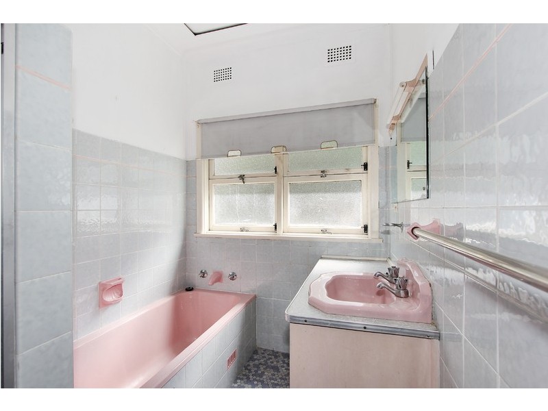 2 Heath Street, Concord NSW 2137