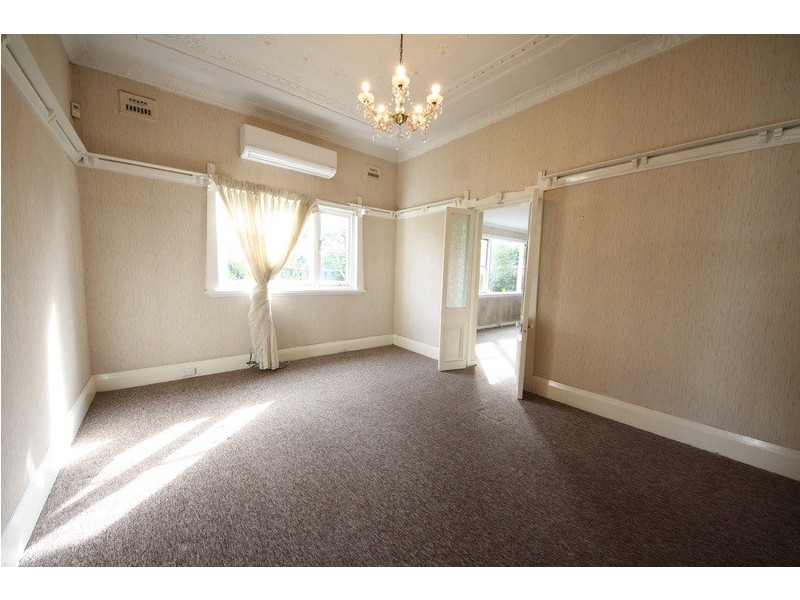 12 Russell Street, Russell Lea NSW 2046