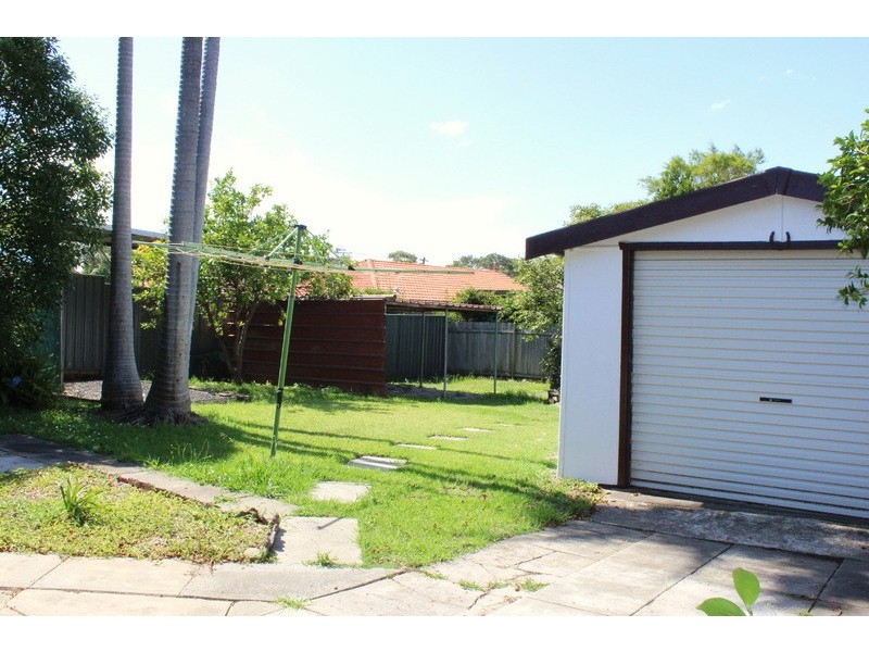 12 Russell Street, Russell Lea NSW 2046