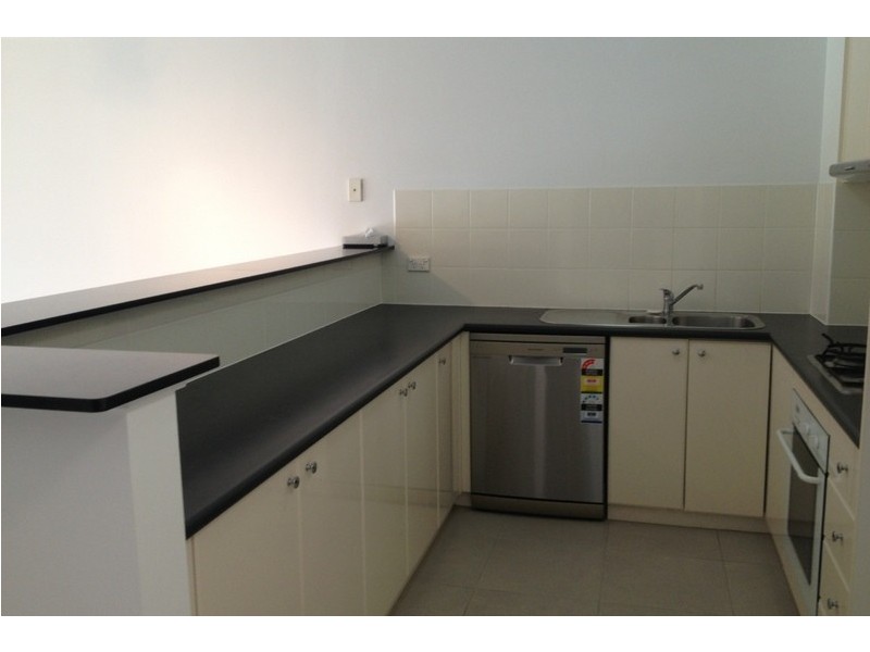 11/2 Bradley Place, Liberty Grove NSW 2138