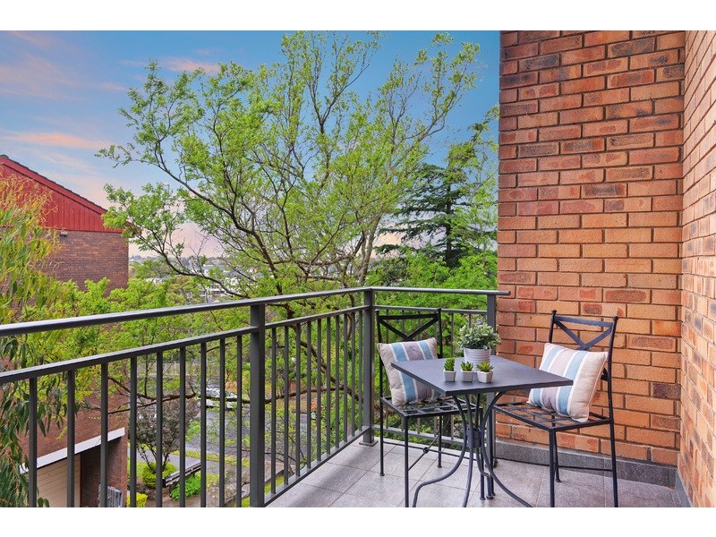 2/2-4 Montrose Road, Abbotsford NSW 2046