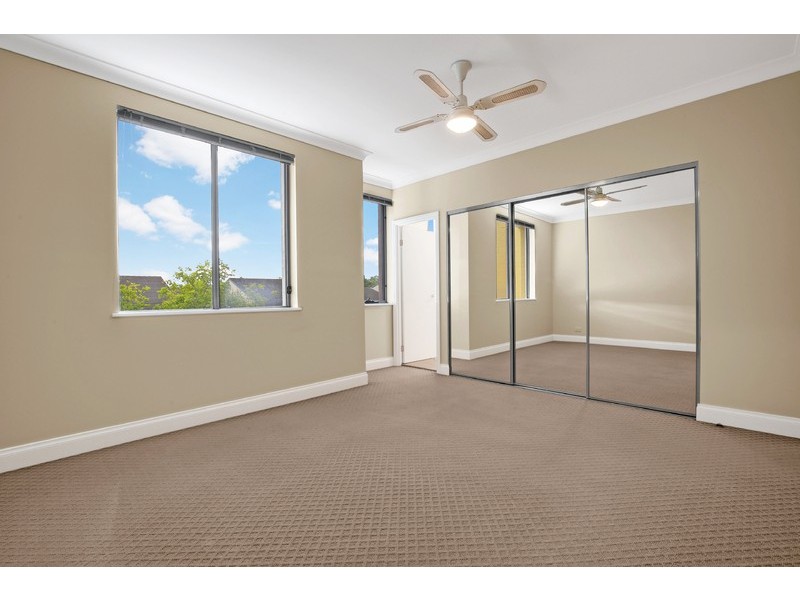 11 Hycraft Walk, Five Dock NSW 2046
