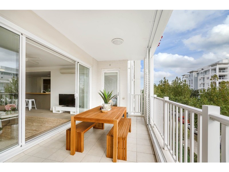 35/1 Juniper Drive, Breakfast Point NSW 2137