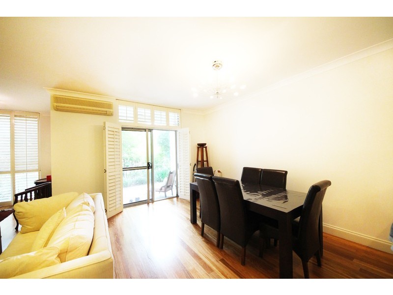 8/10 Kings Park Circuit, Five Dock NSW 2046