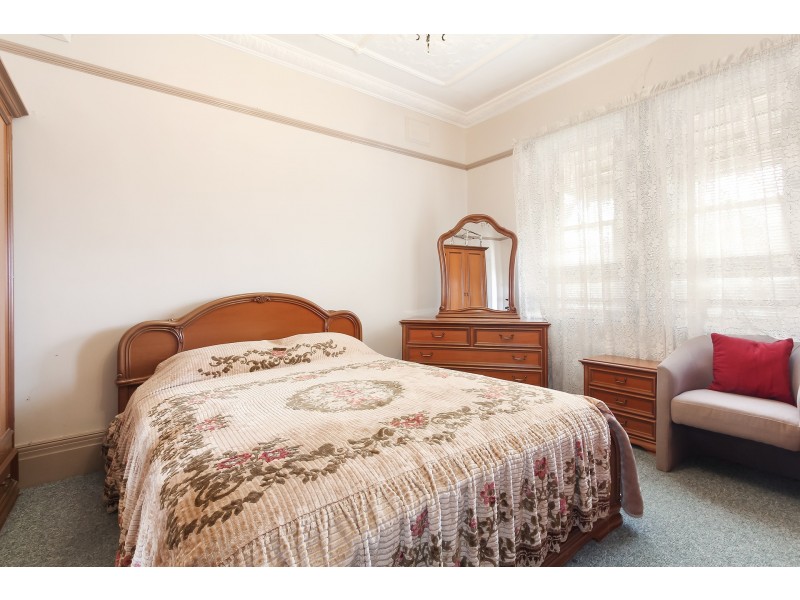 229 Lyons Road, Russell Lea NSW 2046