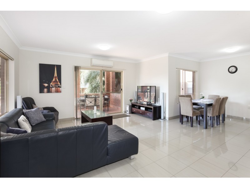 10/29-31 Marlene Crescent, Greenacre NSW 2190