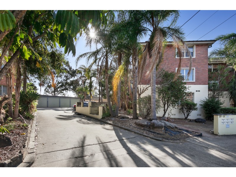 10/29-31 Marlene Crescent, Greenacre NSW 2190