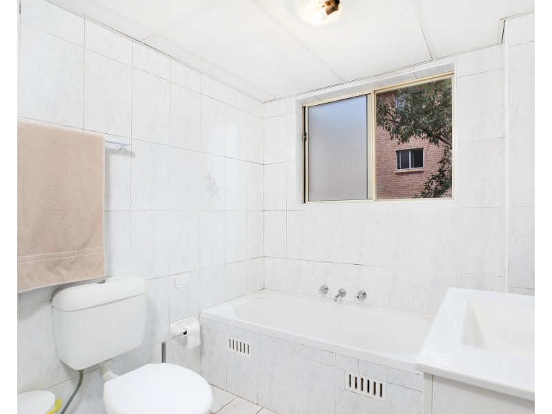 13/94-102 Meredith Street, Bankstown NSW 2200