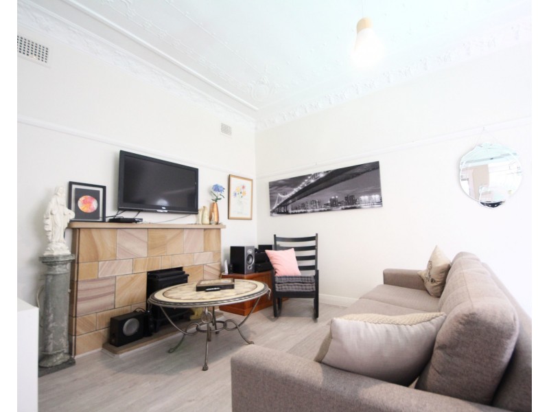 5a Walker Avenue, Haberfield NSW 2045