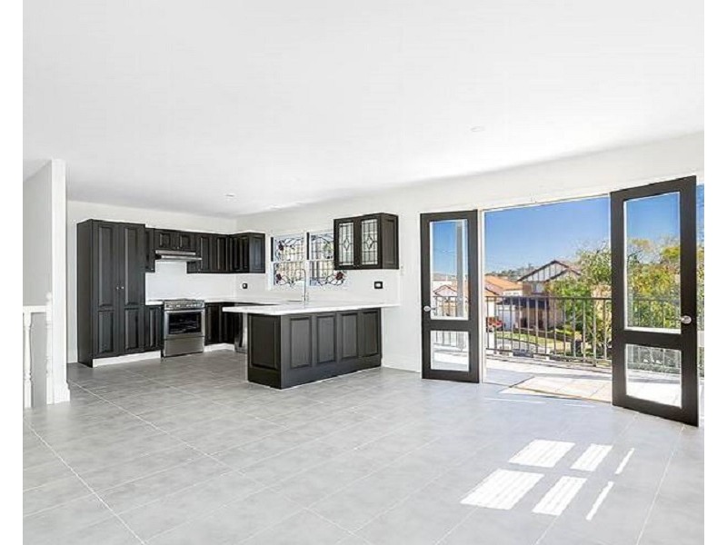 5 Hinkler Court, Drummoyne NSW 2047