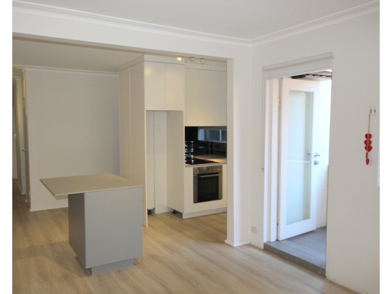2/13 Queensborough Road, Croydon Park NSW 2133