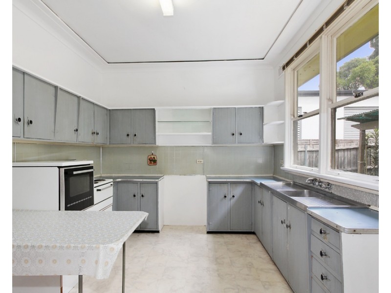 2 Heath Street, Concord NSW 2137