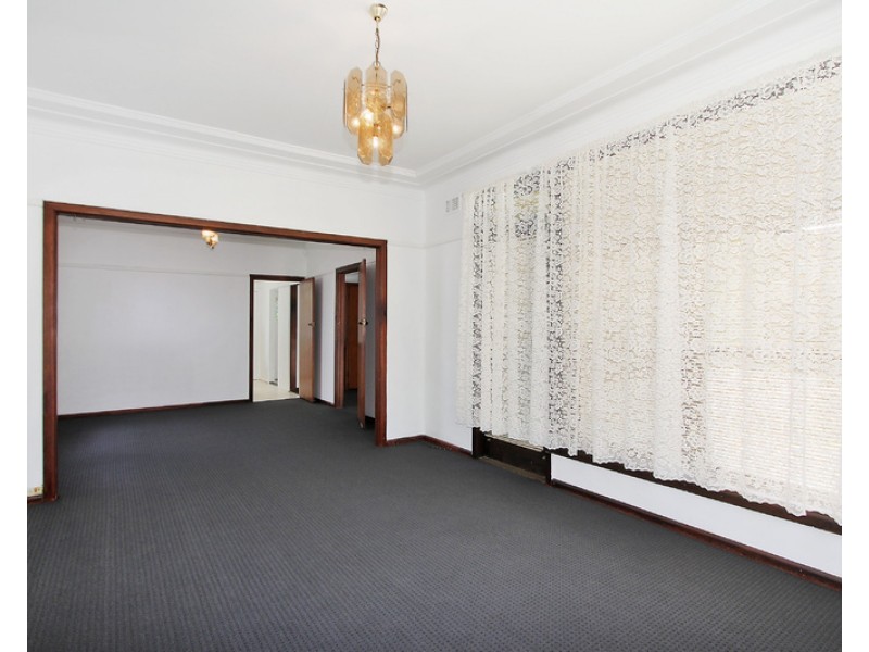 2 Heath Street, Concord NSW 2137