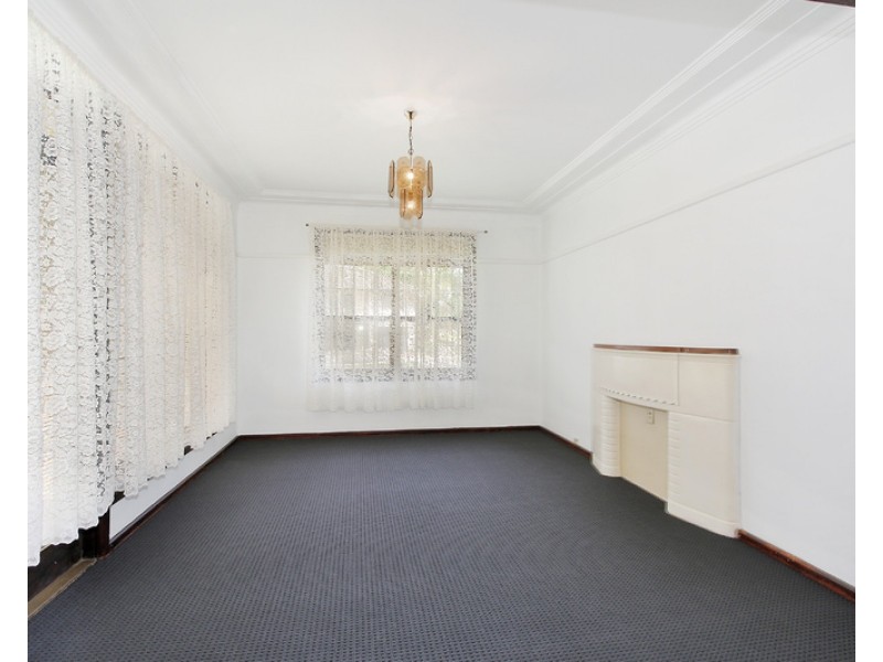 2 Heath Street, Concord NSW 2137