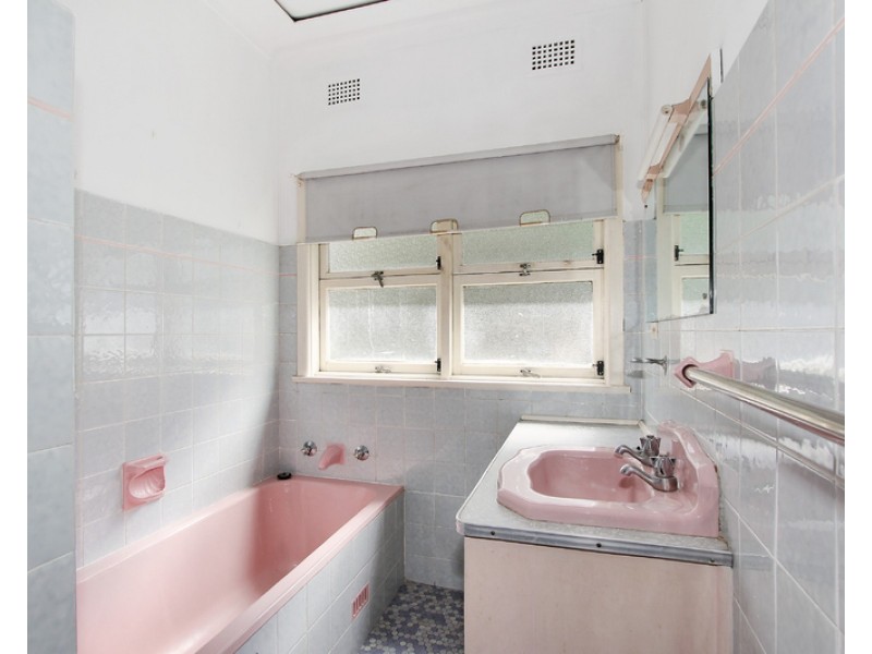 2 Heath Street, Concord NSW 2137